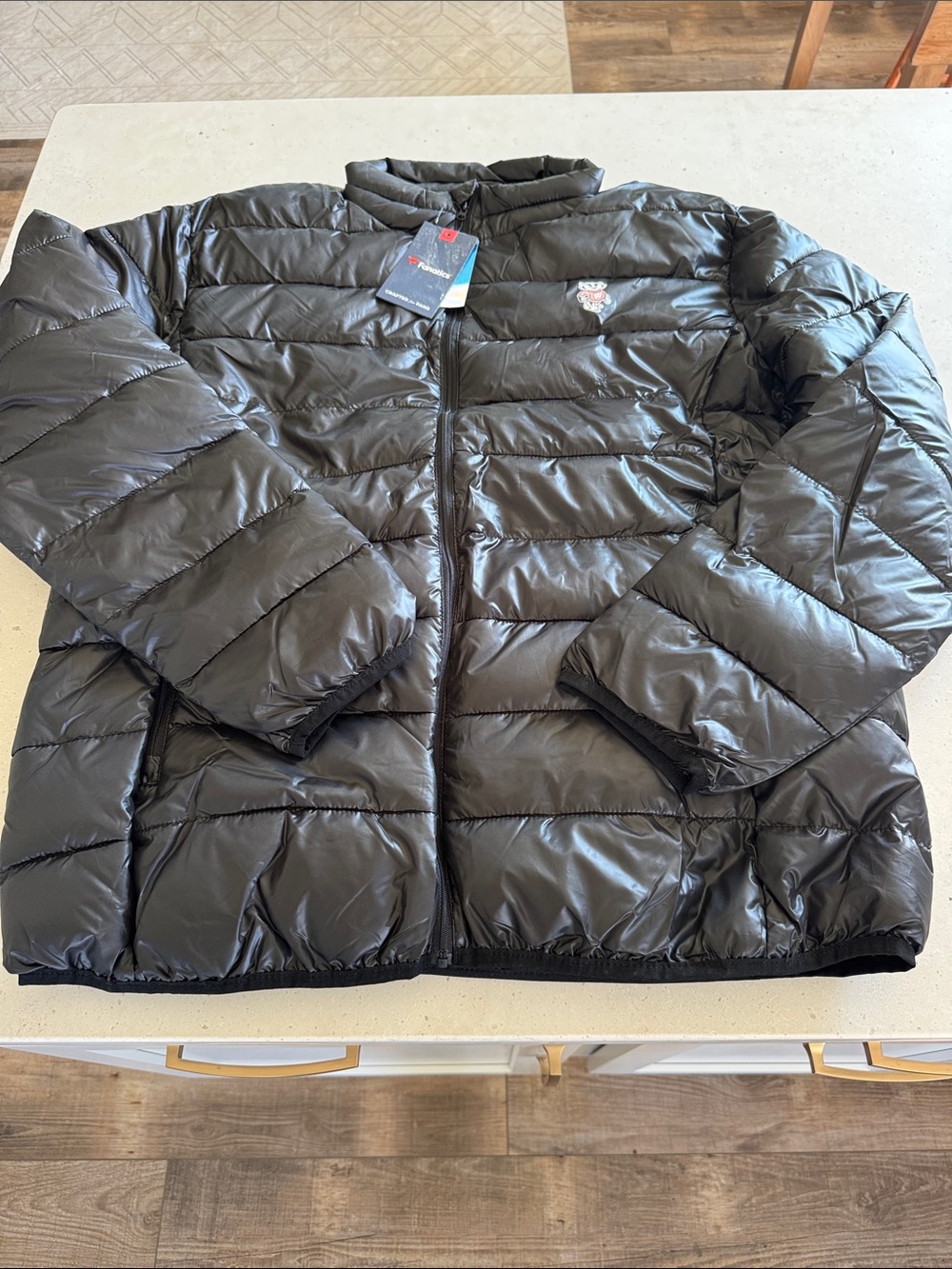 Fanatics Wisconsin Badgers Men's Puffer Full-Zip Jacket.
